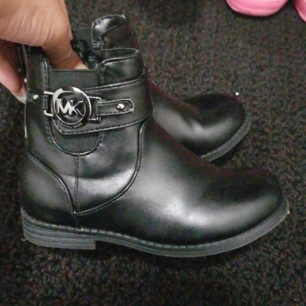 Leather boots
